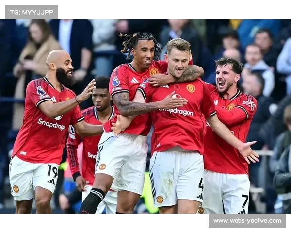 绝平后激情滑跪,德里赫特拯救曼联于水火 绝平后激情滑跪,德里赫特拯救曼联于水火